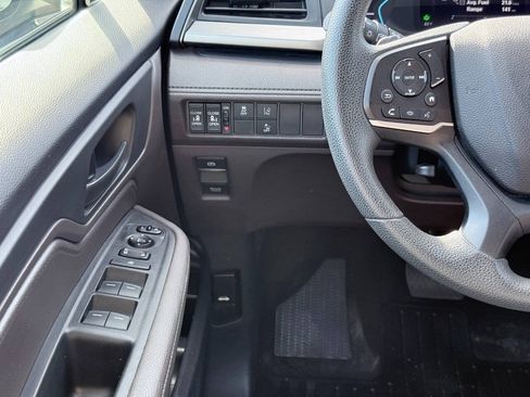 Used 2018 Honda Odyssey EX image 48