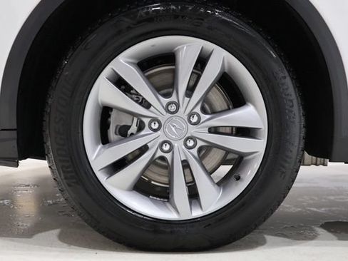 Used 2025 Acura MDX SH-AWD image 9