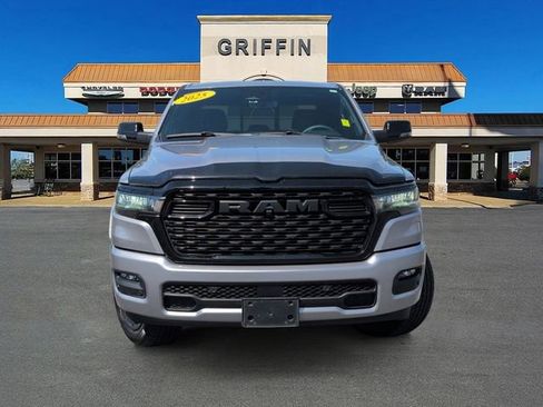 Used 2025 RAM 1500 Big Horn AWD/4WD image 12
