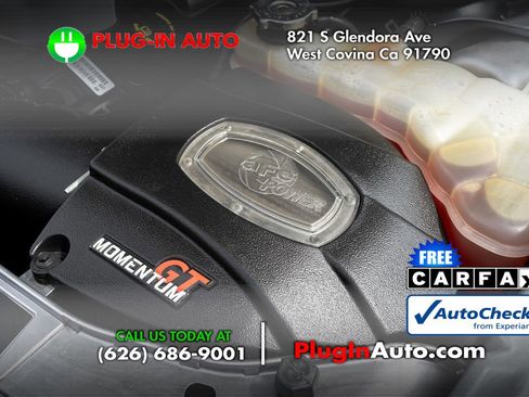 Used 2017 Dodge Challenger SXT image 13