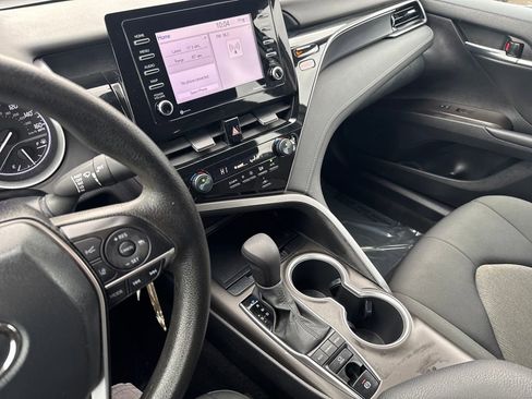 Used 2023 Toyota Camry LE image 20