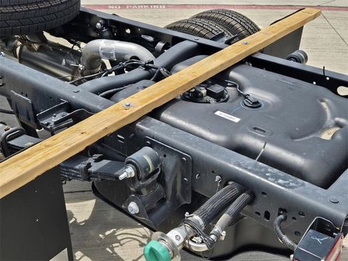 New 2025 RAM 3500 Tradesman w/ Chrome Appearance Group image 7