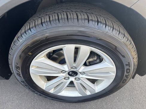 Used 2017 Kia Sportage LX image 28