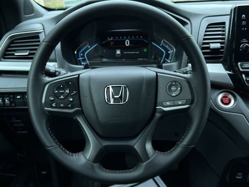 Used 2024 Honda Odyssey Sport image 39