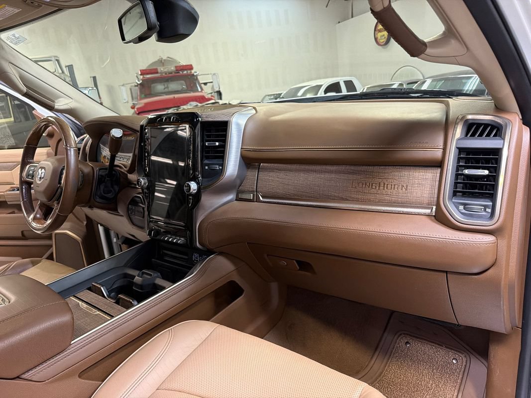 Used 2022 RAM 2500 Limited AWD/4WD image 39