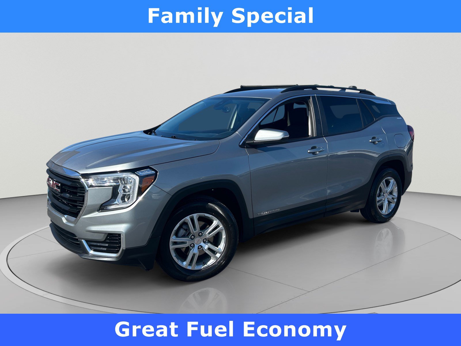 Used 2023 GMC Terrain SLE w/ Driver Convenience Package FWD image 1