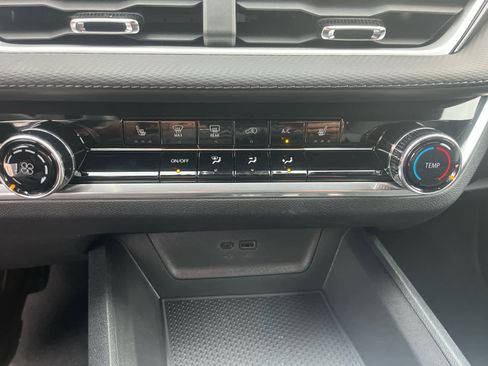 New 2026 Chevrolet Equinox LT w/ Safety and Technology Package image 18