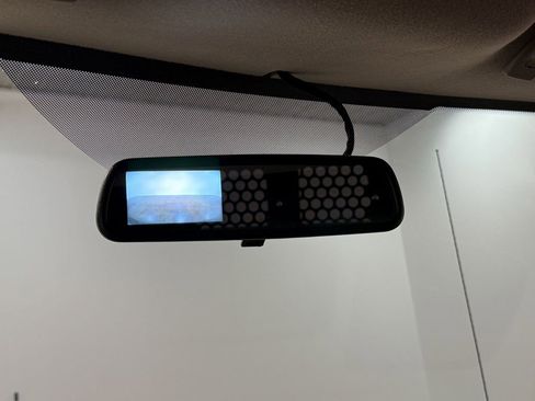 Used 2024 GMC Savana 2500 w/ Driver Convenience Package image 93