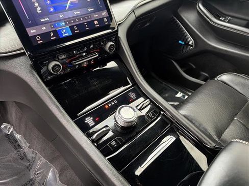 Used 2022 Jeep Grand Cherokee L Overland w/ Advanced Protech Group III image 20