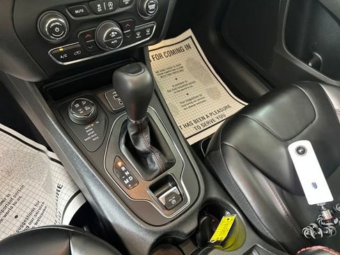 Used 2021 Jeep Cherokee Trailhawk w/ Sun, Sound & Nav Group image 20