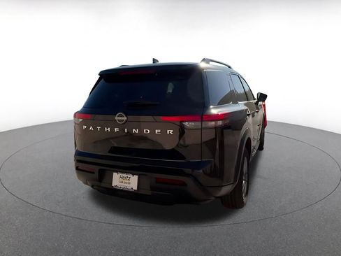 Used 2025 Nissan Pathfinder SV image 14