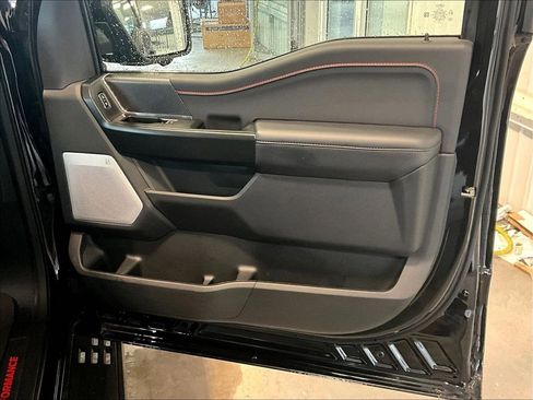 Used 2025 Ford F150 Raptor AWD/4WD image 12