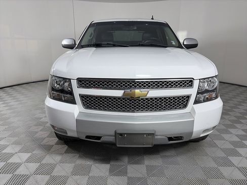 Used 2007 Chevrolet Avalanche LT w/ LT Preferred Equipment Group image 2