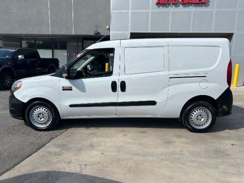 Used 2021 RAM ProMaster City Tradesman image 12