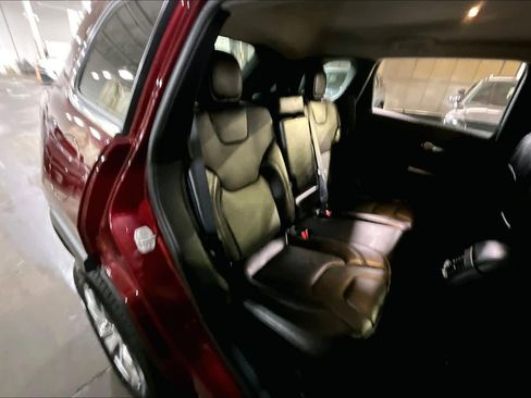 Used 2021 Jeep Cherokee Latitude Lux image 19