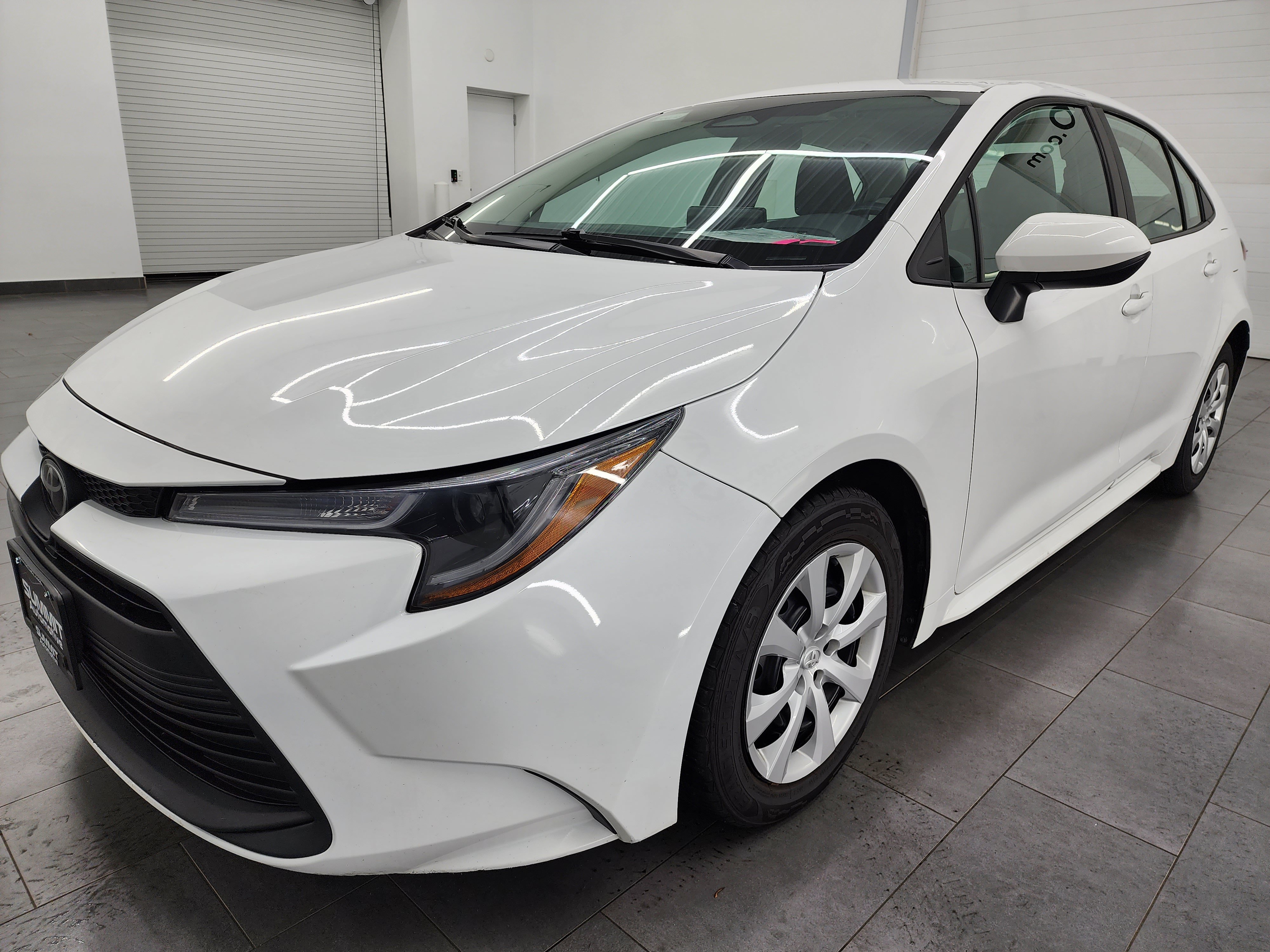 Used 2024 Toyota Corolla LE FWD image 56