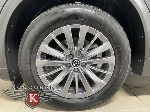 Used 2025 MAZDA CX-90 3.3 Turbo w/ Preferred Package image 7