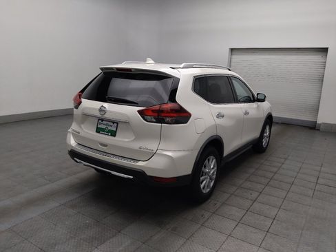 Used 2018 Nissan Rogue SV AWD/4WD image 9