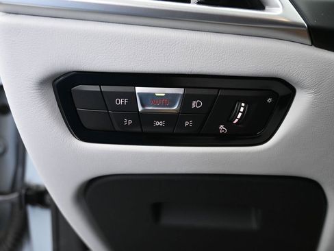 Used 2025 BMW M4 xDrive Competition w/ M Driver's Package image 28