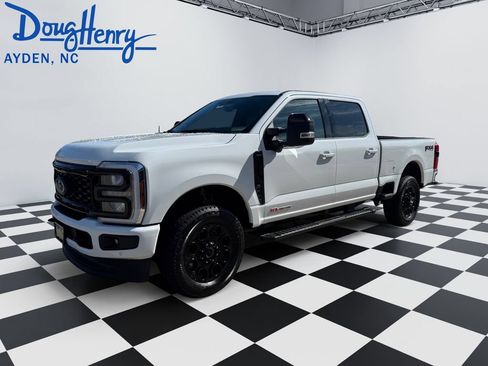 New 2025 Ford F250 Lariat w/ Lariat Ultimate Package AWD/4WD image 1