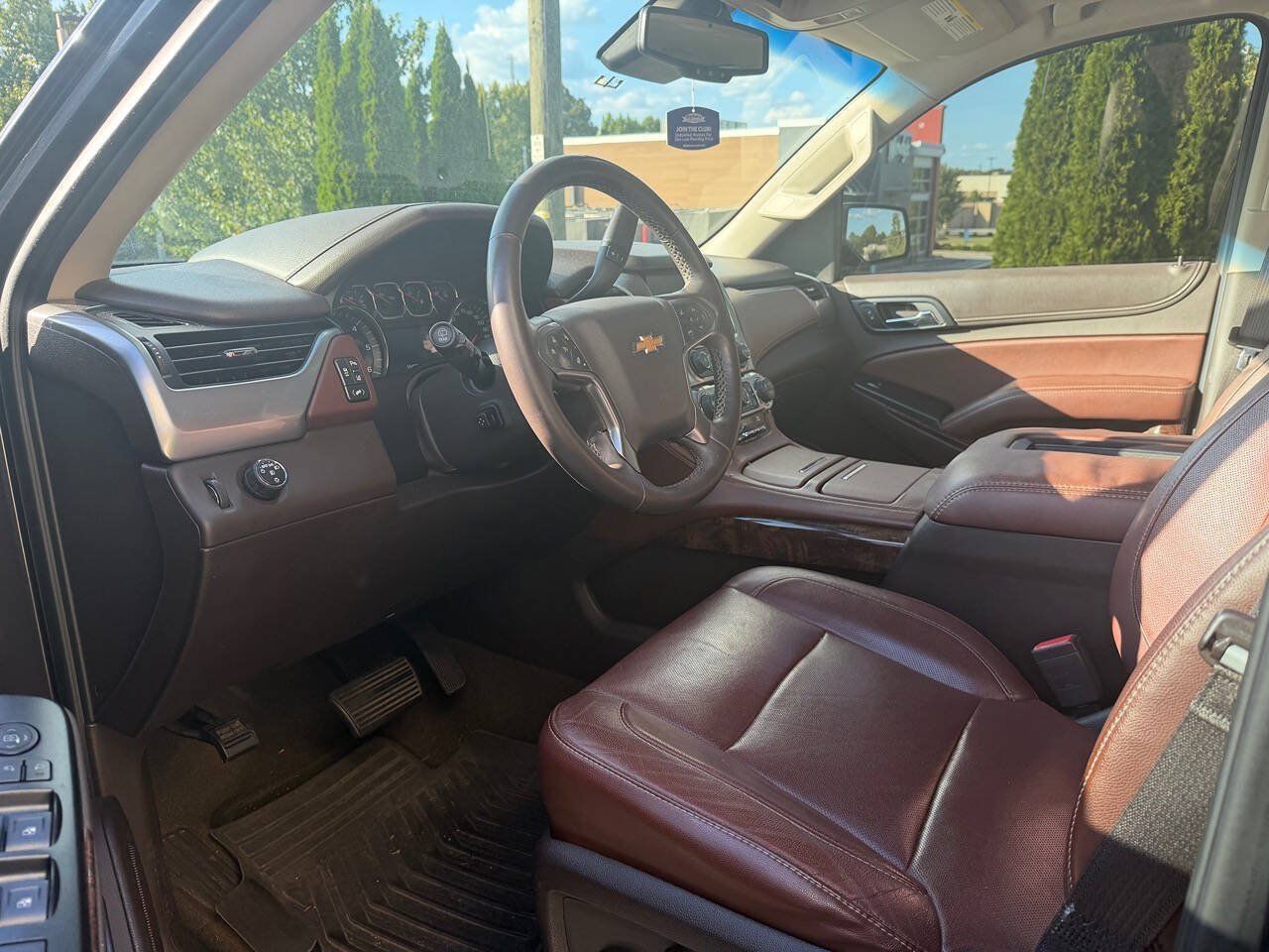 Used 2015 Chevrolet Tahoe LTZ RWD image 7