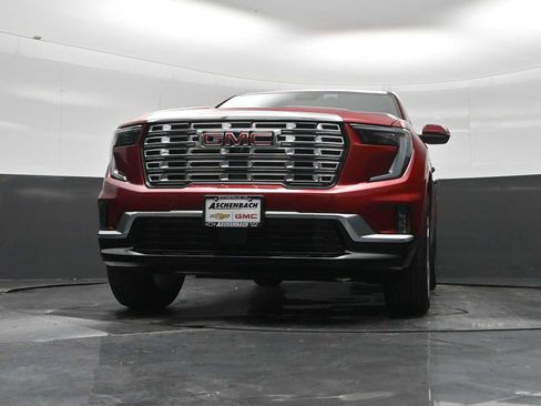 New 2026 GMC Acadia Denali w/ Super Cruise Package image 43