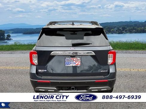 Used 2023 Ford Explorer XLT w/ Equipment Group 202A AWD/4WD image 4