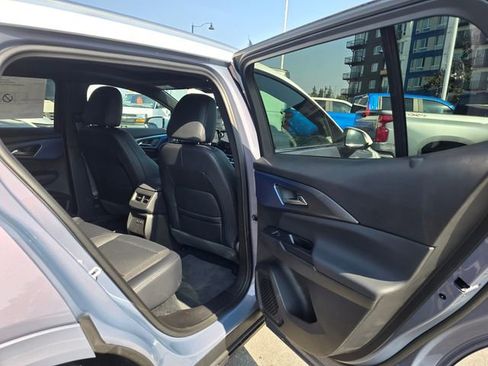 New 2025 Chevrolet Equinox EV LT image 13