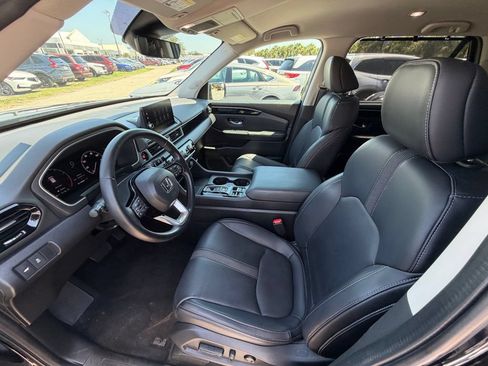 Used 2023 Honda Pilot EX-L image 17