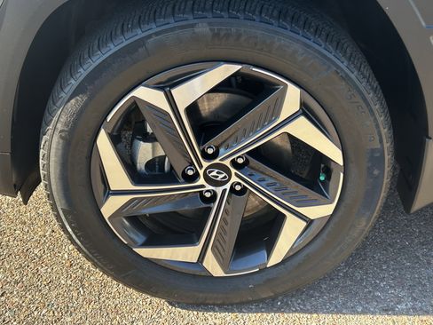 Used 2023 Hyundai Tucson Limited image 8