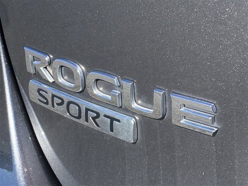 Certified 2019 Nissan Rogue Sport SV image 33