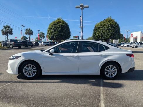 Certified 2025 Toyota Camry LE FWD image 6