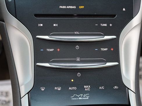 Used 2014 Lincoln MKZ w/ Equipment Group 102A Reserve image 39