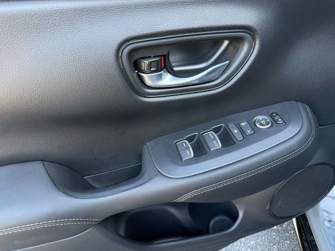New 2026 Honda HR-V EX-L image 14