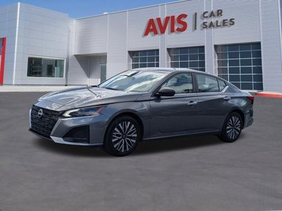 Used 2024 Nissan Altima 2.5 SV