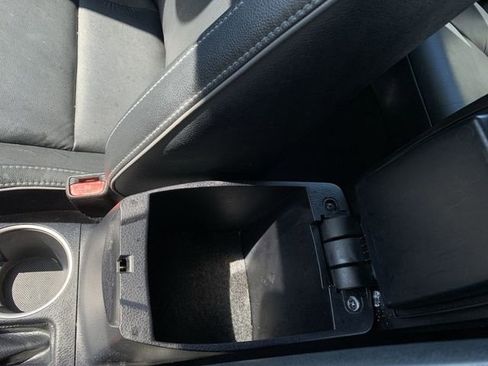 Used 2014 Toyota Corolla S Premium image 25