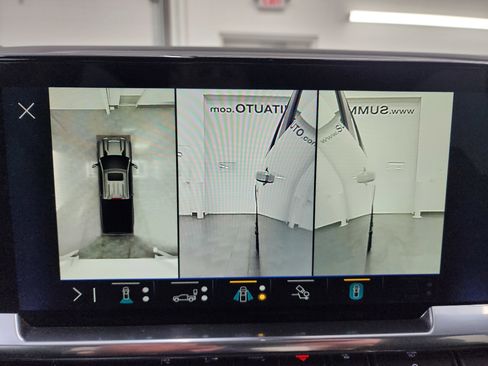 Used 2025 Chevrolet Silverado 2500 LT w/ Trail Boss Package image 59