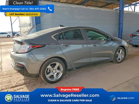 Used 2017 Chevrolet Volt LT w/ Comfort Package image 4