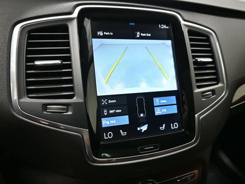 Used 2019 Volvo XC90 T6 Momentum w/ Advanced Package AWD/4WD image 15