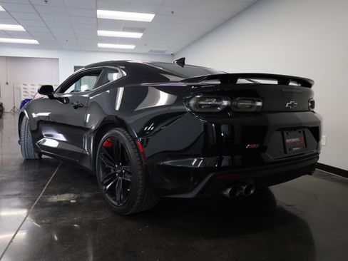 Used 2022 Chevrolet Camaro SS w/ Redline Edition image 6