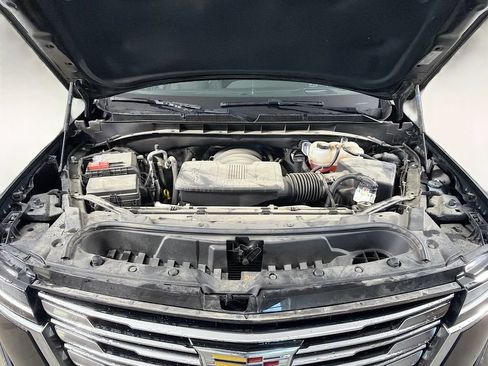 Certified 2024 Cadillac Escalade ESV Premium Luxury Platinum AWD/4WD image 30