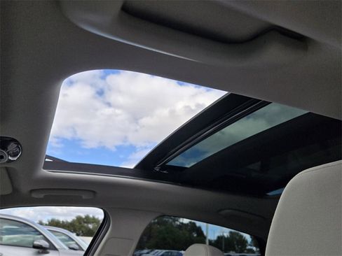 Certified 2024 Hyundai Sonata SEL w/ Convenience Package image 18