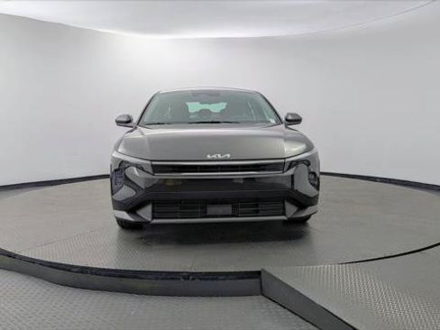 Used 2026 Kia K4 FWD image 12