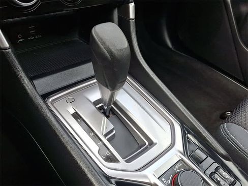 Used 2022 Subaru Forester Premium image 12