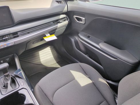 New 2026 Kia K4 FWD image 12