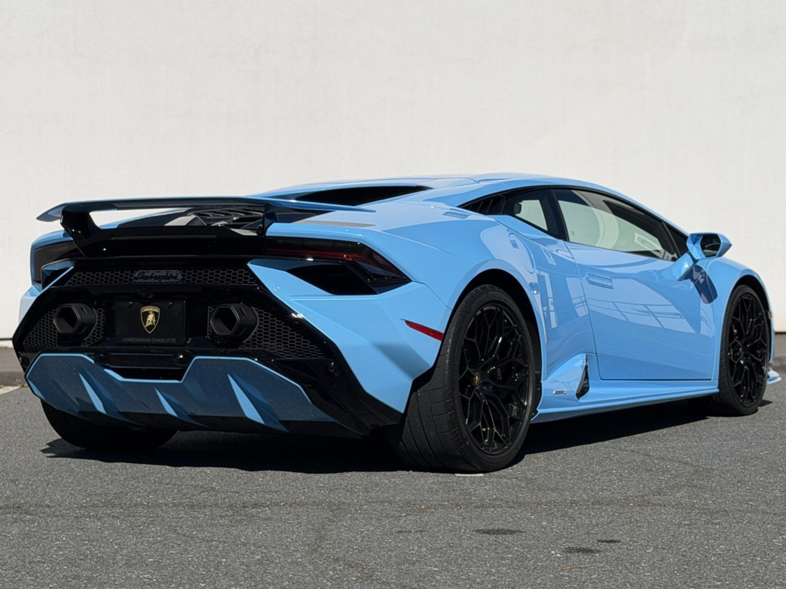Used 2023 Lamborghini Huracan Tecnica RWD image 7