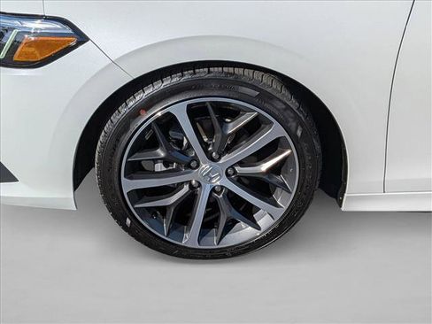 Used 2024 Honda Civic Touring image 22