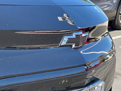 Used 2023 Chevrolet Bolt EUV Premier w/ Sun & Sound Package FWD image 46