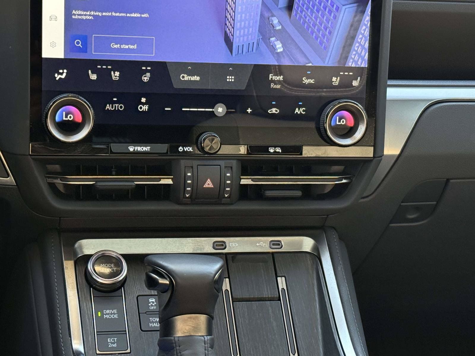 Used 2025 Lexus GX 550 w/ Accessory Package (2T) AWD/4WD image 18