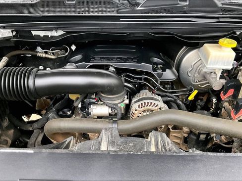 Used 2020 RAM 1500 Big Horn image 9